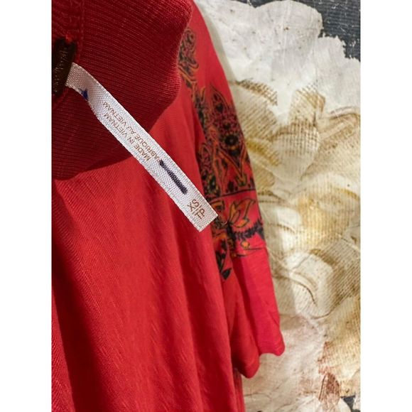 NEW Free People Pick Me Up tee Size XS - Picture 7 of 7